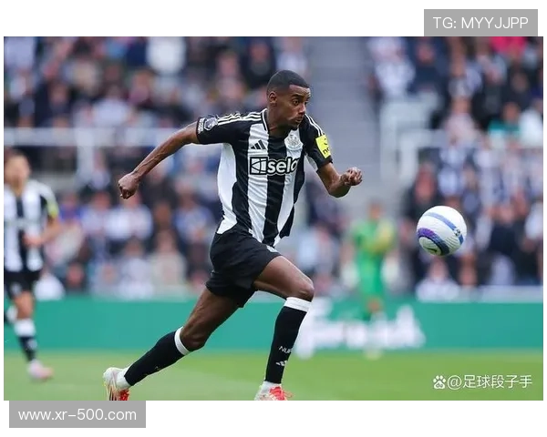 伊萨克连续七场破门，纽卡锋线找到终极答案